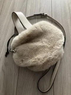コムサ　ファー 巾着型 ショルダーバッグ