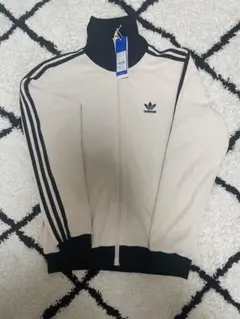 新品未使用　adidas アイボリー ワッフルトラックジャケット Lサイズ