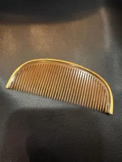 山中・べっ甲櫛 □べっ甲芝山、珊瑚櫛（くし）｜失われた伝統技法、芝山のべっ甲