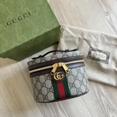 未使用GUCCI オフィディアGGスプリーム シェリーライン バニティ バッグのサムネイル
