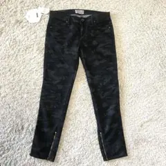 未使用　迷彩柄パンツ