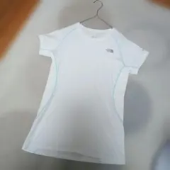 ノースフェイス　Tシャツ　トレーニングウエア