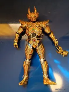 GARO KIRAMEKIBITO フィギュア ゴールド　魔戒戦士