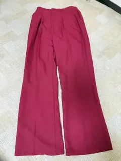 apres jour mignon シュエットフレアーパンツ レッド Ｓサイズ