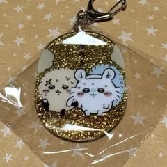 モモンガ　ラッコ　ラメアクリルキーホルダー　ちいかわ　ガチャ
