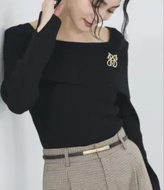 VIS オフショルダーモチモチリブニット