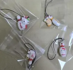 Sanrioハローキティ 2000年 てんとう虫　羽パタパタ動くキーホルダー Sanrioハローキティ 2000年 てんとう虫 羽パタパタ動くキーホルダー