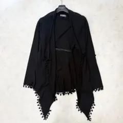 【美品】TOKUKO 1er VOL 黒ポンポンレース V襟ラップトップス 9のサムネイル