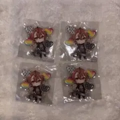 カラフルピーチ　うり　ぷぴぱ　キーホルダー　4個