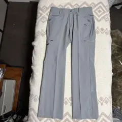 PUMA グレー ストレートパンツ