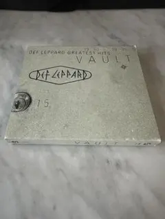 DEF LEPPARD GREATEST HITS VAULT バンドスコア - メルカリ