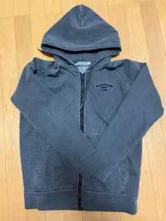 ブランデー戦記 あまりにもシンプルなロゴジップパーカー XL サイン入り ブランデー戦記 あまりにもシンプルなロゴジップパーカー XL サイン