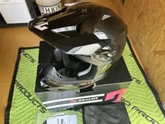 yuuちゃん様専用 !! ZEALOT カーボン フルフェイスのサムネイル