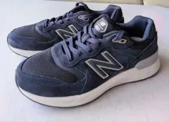 New Balance 880 ネイビー スニーカー24cm 2E