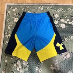アンダーアーマー　半ズボン　トレーニング用