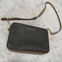 MICHAEL KORS モノグラムショルダーバッグ