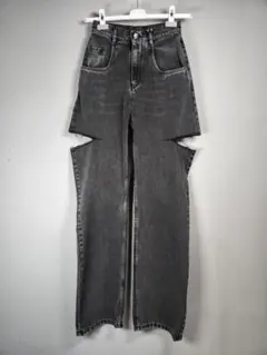 m*e様 【中古美品】マルジェラ スラッシュデニム 40 ホワイト カットアウト Maison Margiela】メゾンマルジェラ『スラッシュディテール