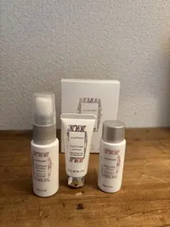 ジルスチュアート ホワイトフローラル ヘアミスト ハンドクリーム ボディミルク
