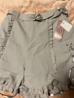 NOEMIE フリル付きショートパンツ