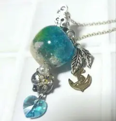 ◆012　最終値下げ　ハンドメイド　作家様　ネックレス　ペンダント　青　海
