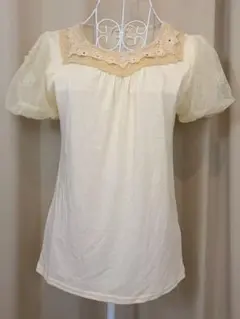 【 axes femme 】レース襟 チュール 花刺繍 半袖トップス アイボリーのサムネイル