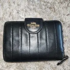 COACH ブラック 二つ折りコンパクト財布