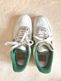 Nike Air Force 1 ホワイト/グリーン 27.5cm