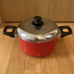 新品未使用　両手鍋 レッド 蓋付き キッチン用品　カクセー　20センチ　3.5ℓのサムネイル