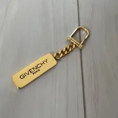 GIVENCHY ソリッド専用ケース型チャーム 黒 - メルカリ