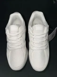 Item thumbnail for item 4bb2b41e-376f-4f74-9d42-d4b251e37eba