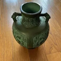 中古・汚れあり】銅壷 花瓶 花器 鋳芸 全長51cm青銅器風 双耳 獣面文