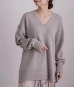 SALON adam et rope' Vネックオーバーシルエットニットのサムネイル