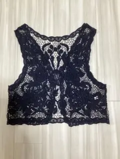 ネイビー花柄刺繍レースベスト