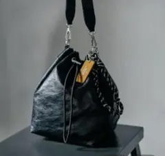 Item thumbnail for item 4f3352b0-6089-4390-8f30-70b251e23db0