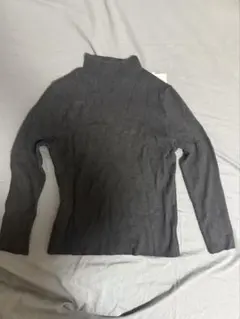グレー タートルネック 長袖ニット