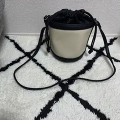 新品しまむらtomoバケツ型バッグ中薄橙のサムネイル