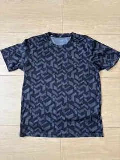 PUMA トレーニングシャツ