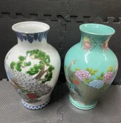 ラスト価格‼️大泉窯、伊万里錦、孔雀デザインの陶磁器皿 、桐乃木箱入り ラスト価格‼️大泉窯、伊万里錦、孔雀デザインの陶磁器皿 、桐