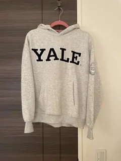 Item thumbnail for item 52651f61-944f-4f85-9cfc-6618f330425b