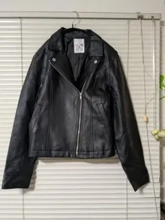 アズノウアズplus ブラック レザーライダースジャケット