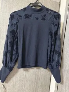 SPRAY PREMIUM スプレー 花柄シアー袖 リブニット ネイビー 長袖