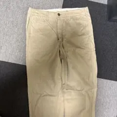ユニクロ ベージュ パンツ