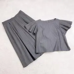 ナチュラルビューティーベーシック　セットアップ　スカート　ブラウス　ストライプ