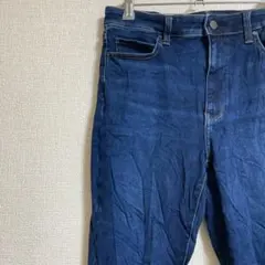 ユニクロ　ダークブルースキニーデニムパンツ