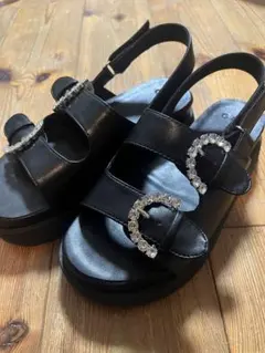 ビジュー厚底サンダル