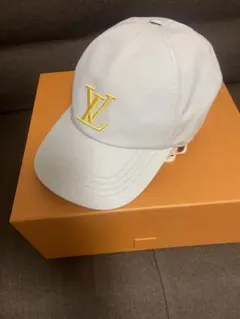 【美品】キャップ・オンリー LV★週末限定価格★のサムネイル