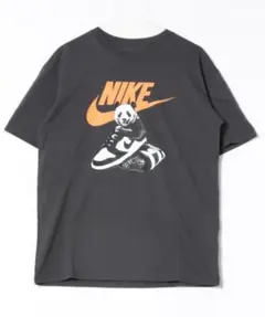 NIKE パンダ Tシャツ
