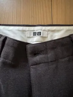 ダークブラウン