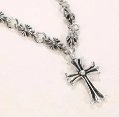 【新品】ネックレス　クロスネックレスシルバー　十字架　チェーン付