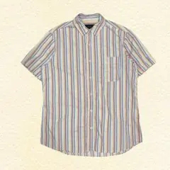 ストライプ柄 半袖シャツ　カジュアル　ポケット付き